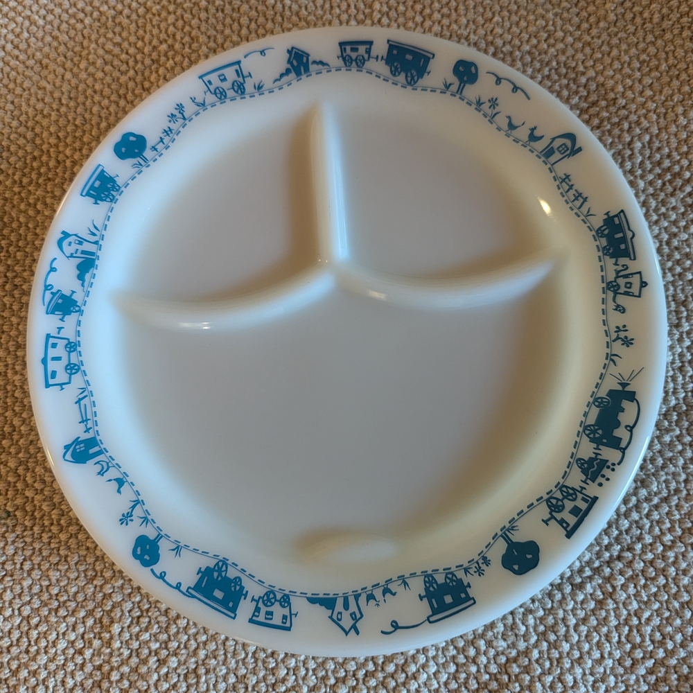 Pyrex Blue and White Chil's Divided Plate